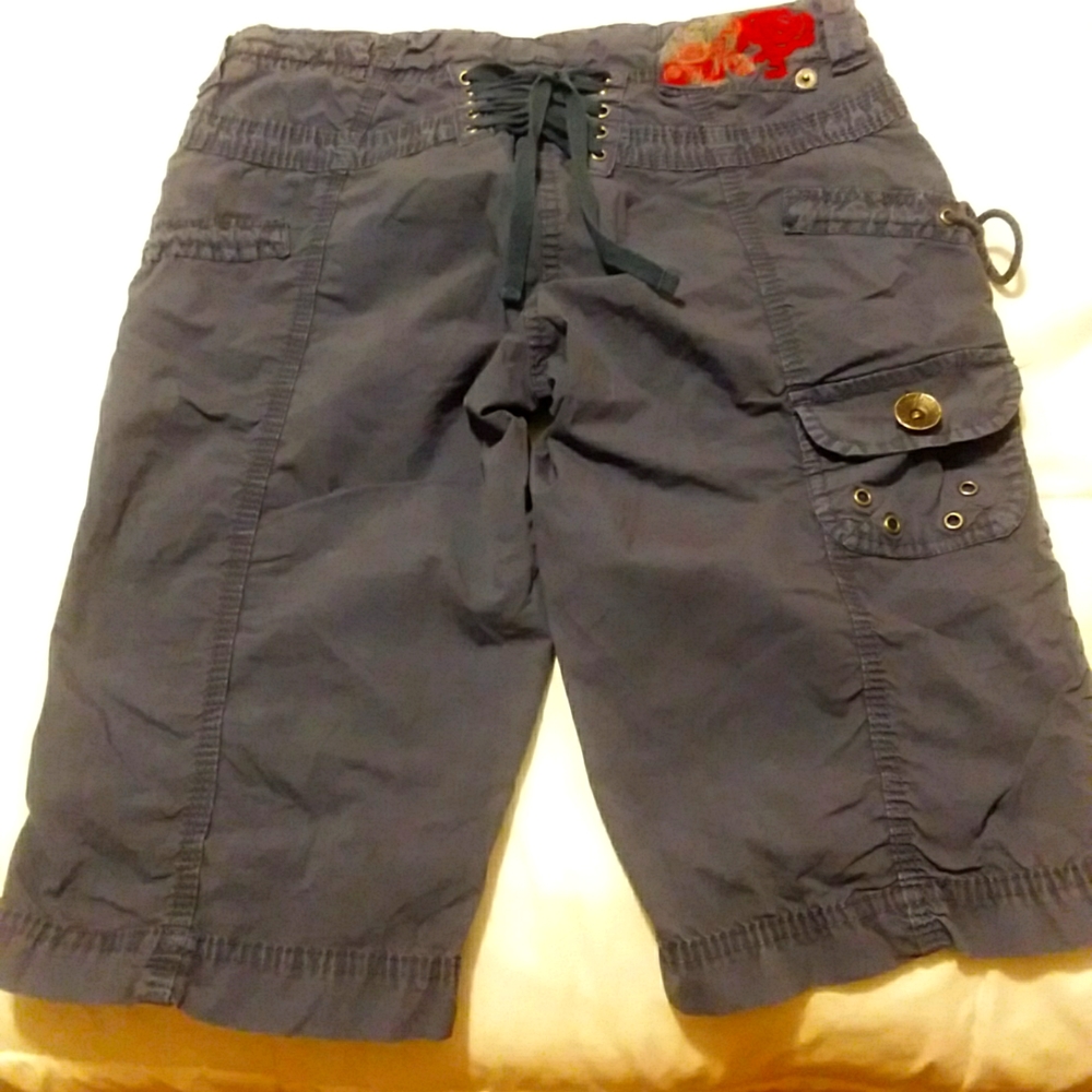 FREESTYLE revolution shorts in size 5. 27 waist. - Picture 2 of 5